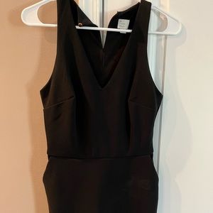 Black V neck dress with pockets - XS